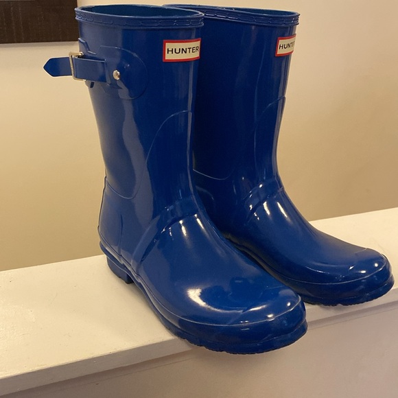 Hunter Short Gloss Boot - Picture 2 of 9